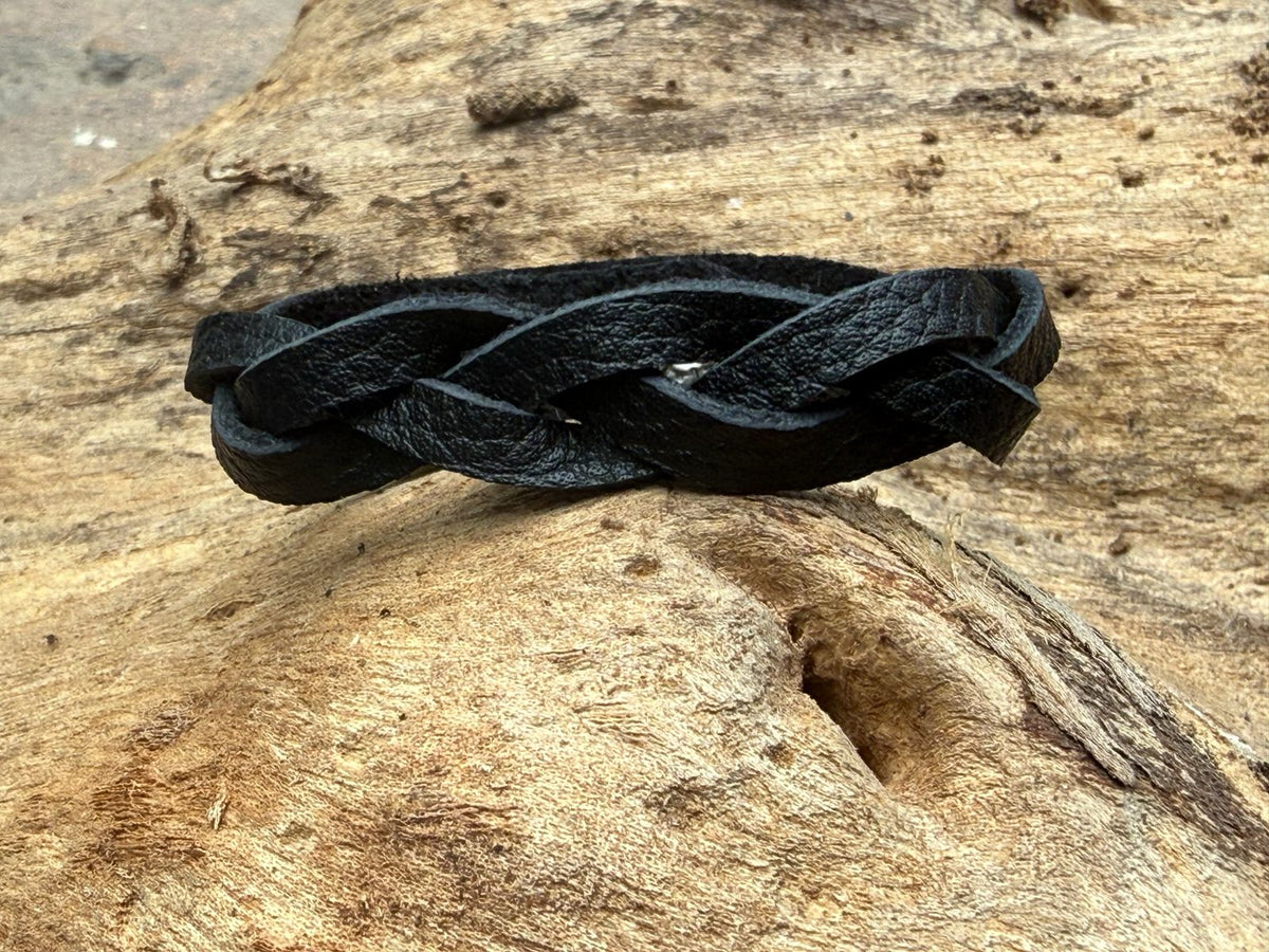 Pulsera de cuero de 3 tiras trenzada negra